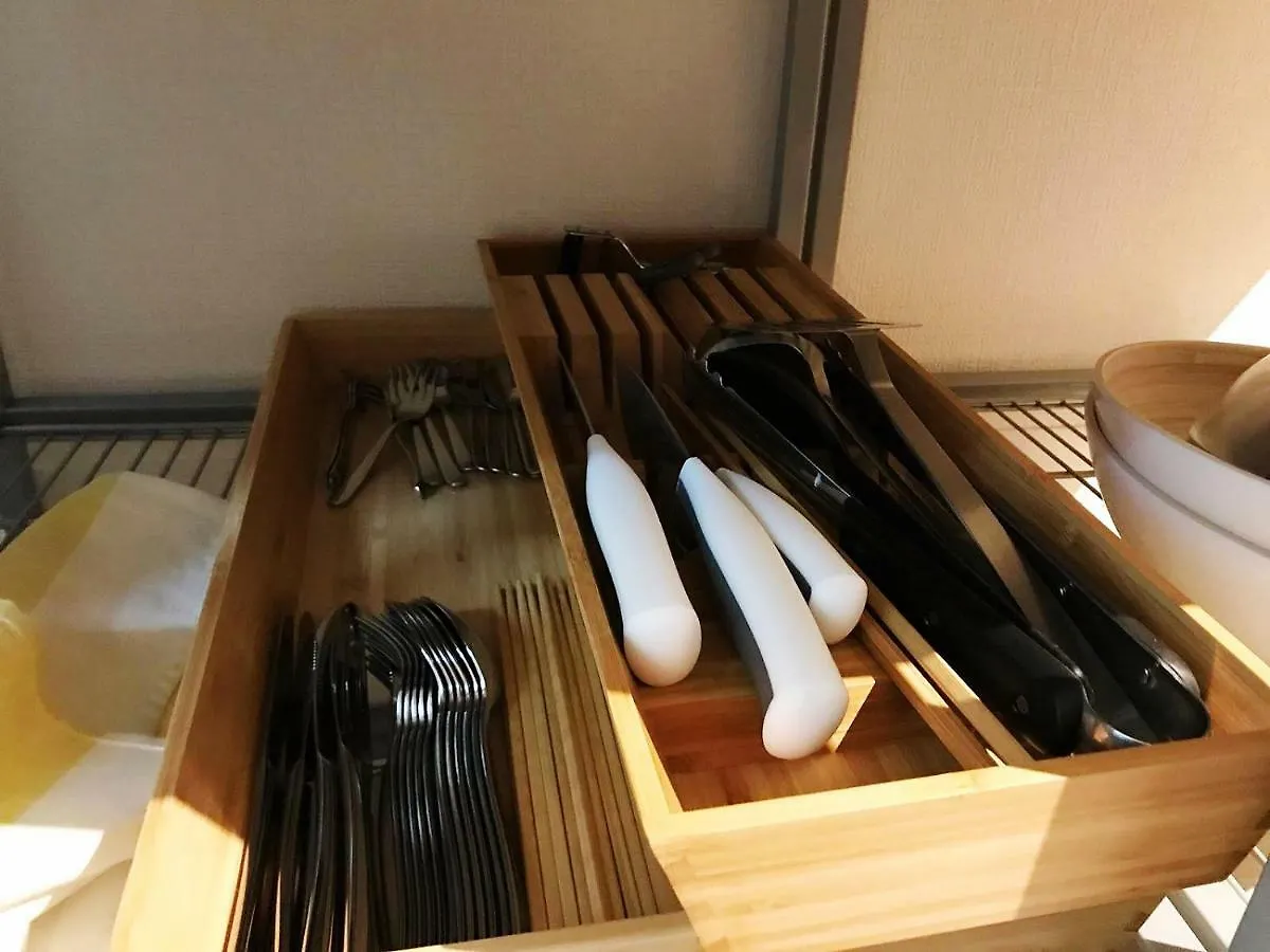 Shinosaka Station Gateway: Quick Access to Kansai & Attractions Apartment Osaka