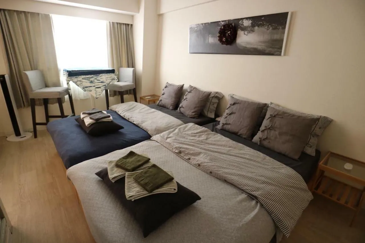 Apartment Shinosaka Station Gateway: Quick Access to Kansai & Attractions